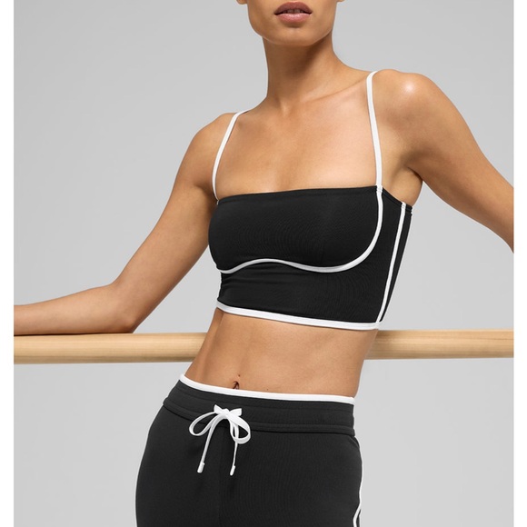 Alo Airbrush Streamlined Bra Tank! - Picture 3 of 5